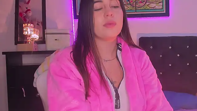 zoe kittylove online show from 15, 3, 2025