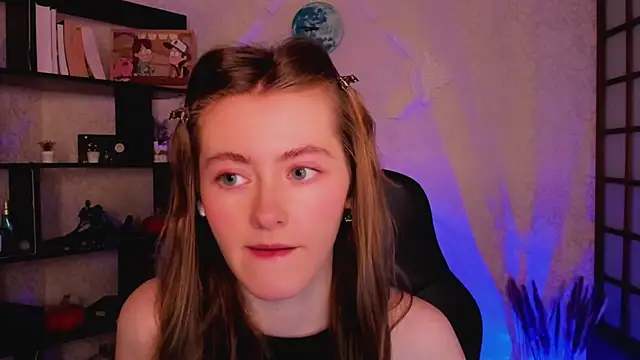 KateCuddle online show from 9, 12, 2024