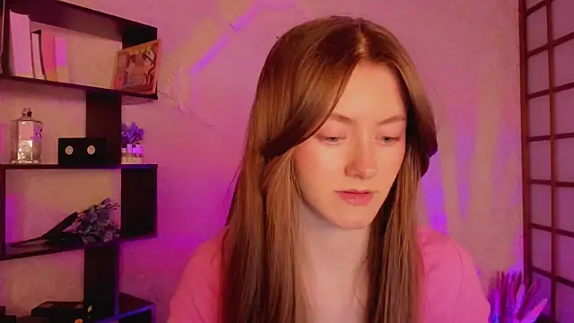 KateCuddle online show from 31, 1, 2025