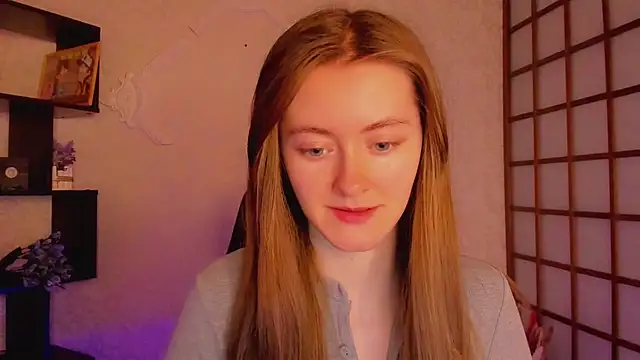 KateCuddle online show from 20, 2, 2025