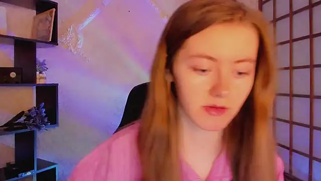 KateCuddle online show from 26, 2, 2025