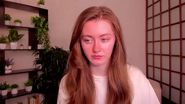 KateCuddle online show from 16, 9, 2025