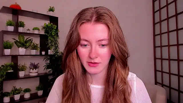 KateCuddle online show from 3, 10, 2025