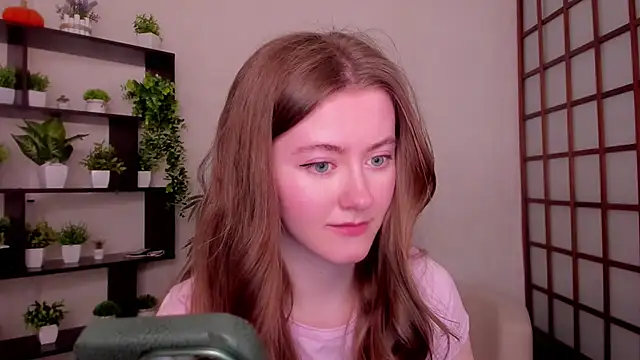 KateCuddle online show from 24, 4, 2026