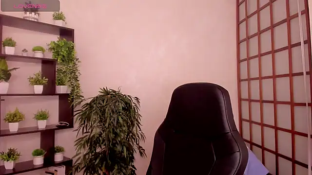 KateCuddle online show from 28, 5, 2026