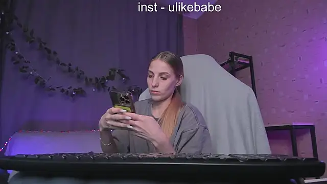 Snapshot of Anna_Fink chatting on 26, 1, 2025 Anna Fink online show from 26, 1, 2025