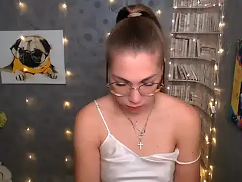 Sport Tall Doll online show from 18, 1, 2025