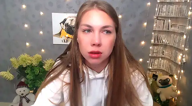 Sport Tall Doll online show from 13, 3, 2025