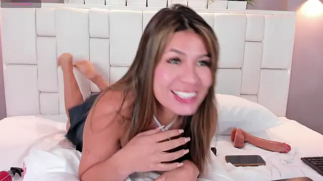 Snapshot of ValeriaGarcia chatting on 6, 1, 2025 ValeriaGarcia online show from 6, 1, 2025