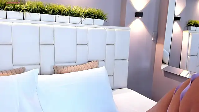 Snapshot of ValeriaGarcia chatting on 27, 2, 2025 ValeriaGarcia online show from 27, 2, 2025