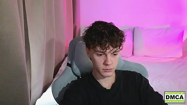 cute thomas online show from 25, 2, 2026