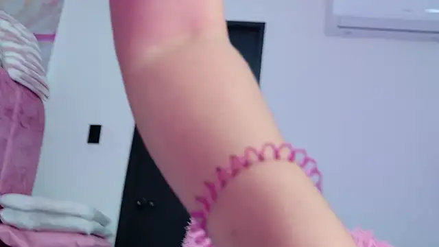 Snapshot of celeste_sea chatting on 21, 3, 2026 celeste sea online show from 21, 3, 2026