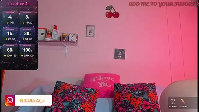 Snapshot of Nicole_x chatting on 31, 12, 2024 Nicole x online show from 31, 12, 2024