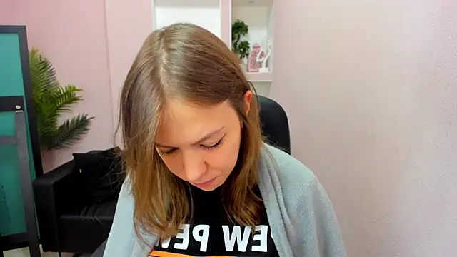 Snapshot of Persephoni chatting on 17, 1, 2026 Persephoni online show from 17, 1, 2026