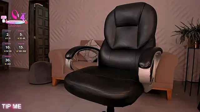 SophieBarnett online show from 1, 10, 2025