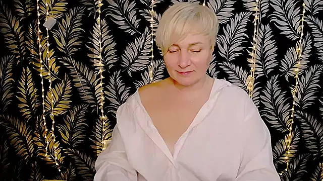 Olivia playful online show from 6, 2, 2025