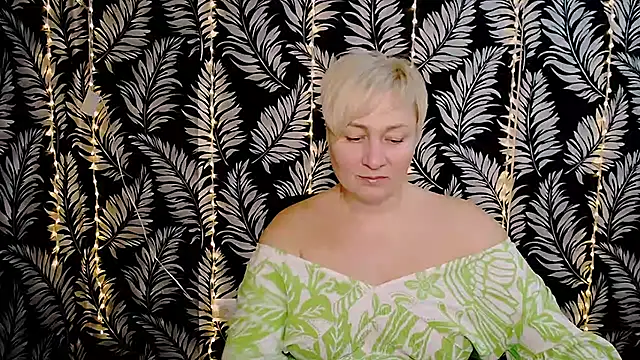 Olivia playful online show from 1, 3, 2025