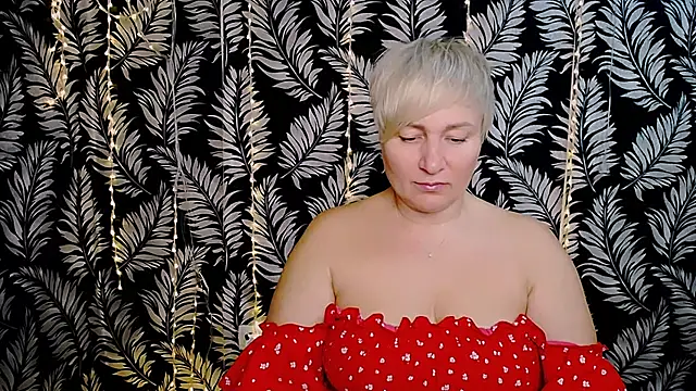 Olivia playful online show from 11, 9, 2025