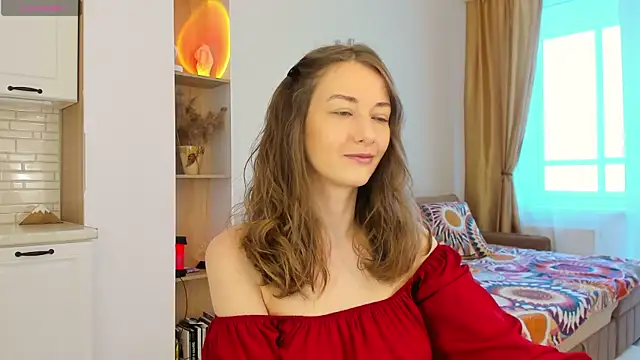 Kelly Summers online show from 5, 3, 2025