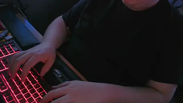 Snapshot of Smallcock22 chatting on 25, 3, 2026 Smallcock22 online show from 25, 3, 2026