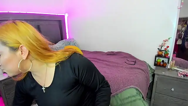 Cherrynoa online show from 7, 2, 2026