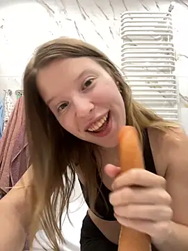 Snapshot of kimczii chatting on 11, 5, 2026 kimczii online show from 11, 5, 2026