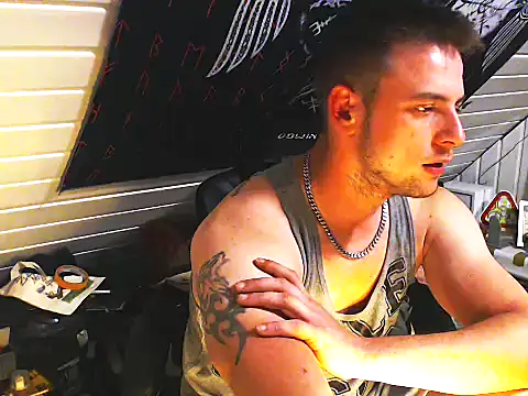Snapshot of Youngtimer_1997 chatting on 12, 5, 2026 Youngtimer 1997 online show from 12, 5, 2026