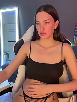 Snapshot of julia_fly chatting on 25, 9, 2025 julia fly online show from 25, 9, 2025