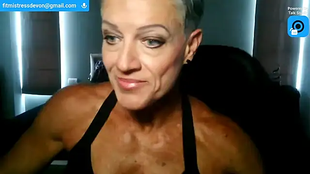 Snapshot of Devon2020 chatting on 9, 7, 2026 Devon2020 online show from 9, 7, 2026