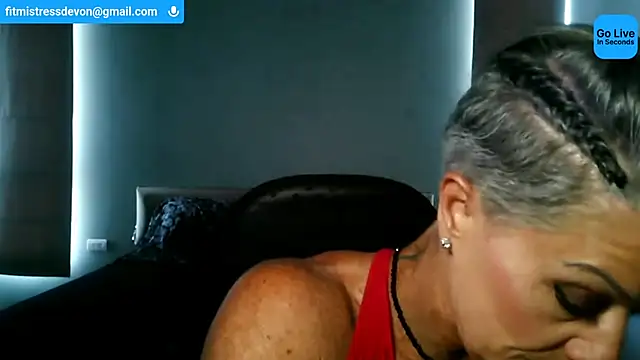 Snapshot of Devon2020 chatting on 18, 7, 2026 Devon2020 online show from 18, 7, 2026