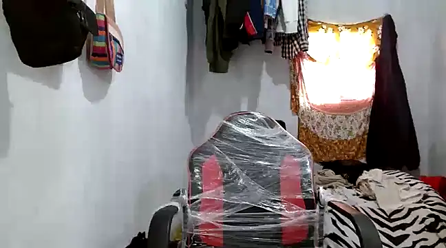 angelamarie1 online show from 27, 2, 2025