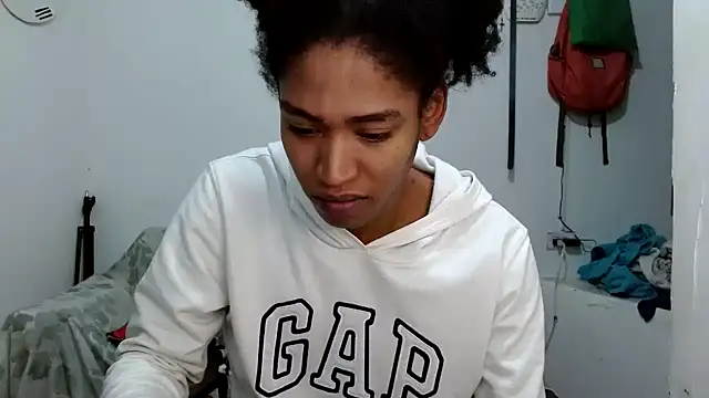 angelamarie1 online show from 9, 9, 2025