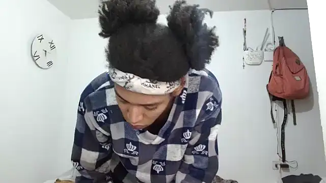 angelamarie1 online show from 9, 11, 2025