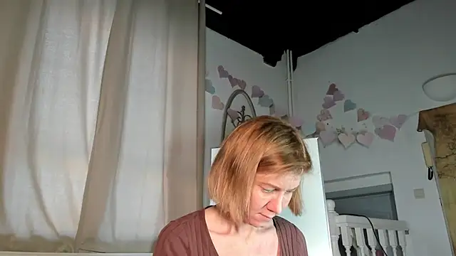 Lola Belgium online show from 2, 3, 2025