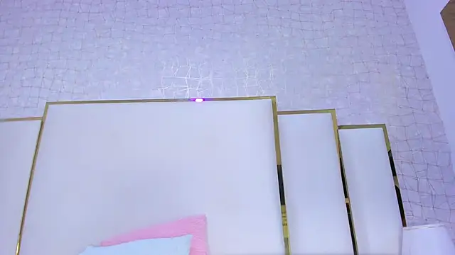 paola rodriguez online show from 6, 10, 2025