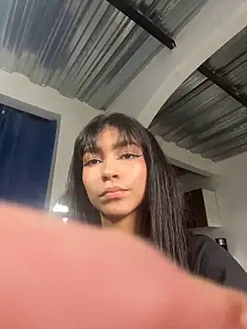 LauraAristizabal online show from 19, 3, 2025