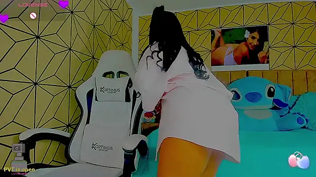 vane lopez  online show from 14, 3, 2026