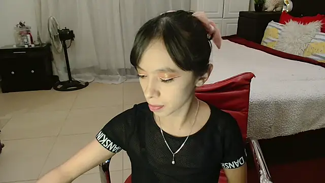 MINI Petite online show from 3, 1, 2025