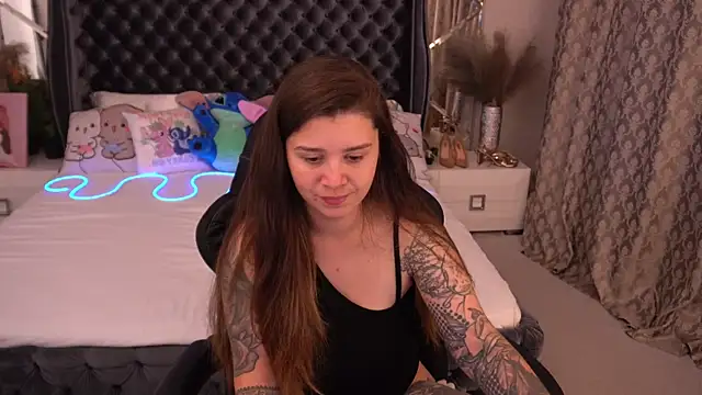 Snapshot of AmellyMilly chatting on 26, 9, 2025 AmellyMilly online show from 26, 9, 2025