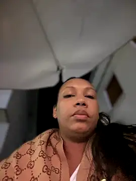 Snapshot of sha_squirt chatting on 9, 9, 2025 sha squirt online show from 9, 9, 2025