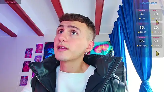 Snapshot of dimitri-bilak chatting on 13, 3, 2025 dimitri-bilak online show from 13, 3, 2025