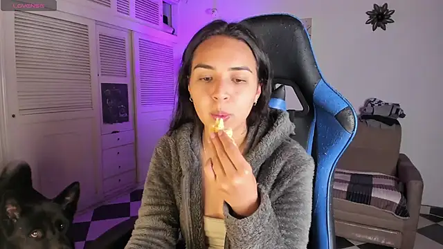 Miss Nicole online show from 10, 1, 2025