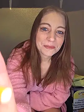 XLisaxx online show from 28, 3, 2026