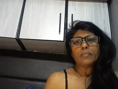 MsAttitude online show from 6, 10, 2025