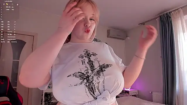 LisaLaas online show from 21, 3, 2025