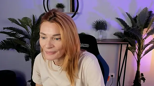 MistyBarnes online show from 23, 12, 2024