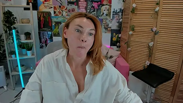 MistyBarnes online show from 8, 3, 2025