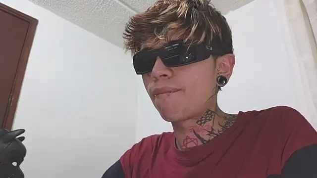 AcidMilo online show from 22, 2, 2025