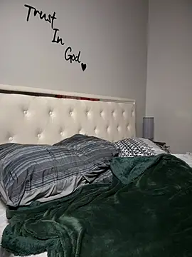 1Topgyal online show from 7, 2, 2026