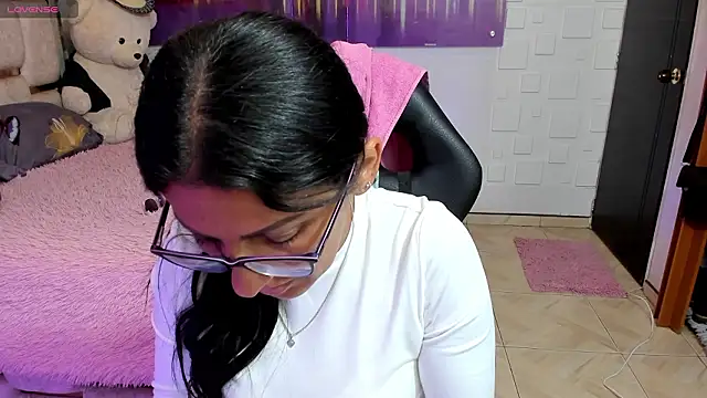 alma blue online show from 21, 3, 2026